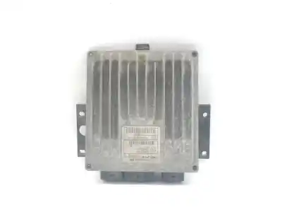 Pièce détachée automobile d'occasion Calculateur Moteur Ecu pour RENAULT CLIO II FASE II (B/CB0) Base Authentique Références OEM IAM 8200331477 8200284277 8200331477