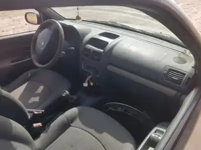 Автозапчасти б/у правый передний ремень безопасности за RENAULT CLIO II FASE II (B/CB0) Base Authentique ссылки OEM IAM   