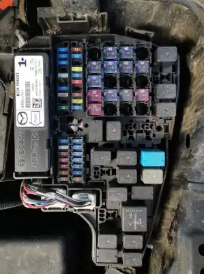 İkinci el araba yedek parçası röle/sigorta kutusu için mazda cx-5 center-line 2wd oem iam referansları g46c675x0 İkinci el araba yedek parçası röle/sigorta kutusu için mazda cx-5 center-line 2wd oem iam referansları g46c675x0