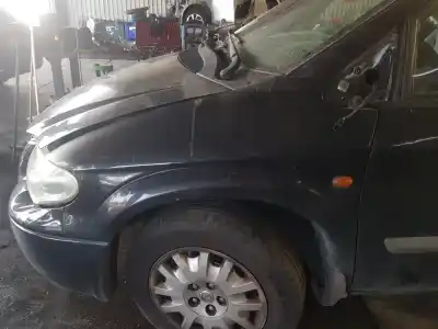 Автозапчасти б/у левое переднее крыло за CHRYSLER VOYAGER (RG) 2.5 CRD LX ссылки OEM IAM   