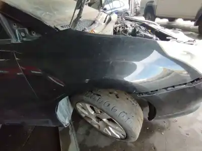 Peça sobressalente para automóvel em segunda mão guarda-lamas dianteiro direito por citroen c4 berlina collection referências oem iam 