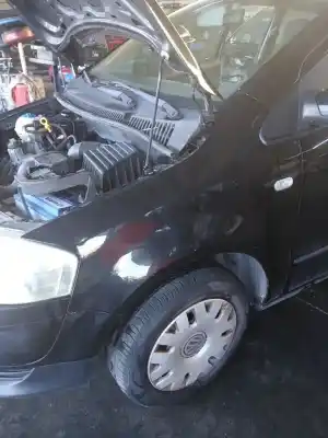 Peça sobressalente para automóvel em segunda mão guarda-lamas dianteiro esquerdo por volkswagen fox (5z1) básico referências oem iam 