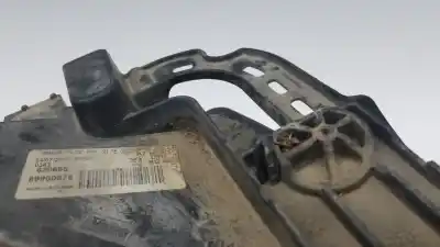 Second-hand car spare part right headlight for peugeot 207 confort oem iam references 89900879  89900879