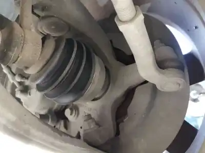 Second-hand car spare part front right knuckle for volvo c30 2.0 d kinetic oem iam references 3m513k170