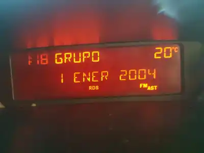 Peça sobressalente para automóvel em segunda mão display gps / multimídia por citroen c2 by loeb referências oem iam 