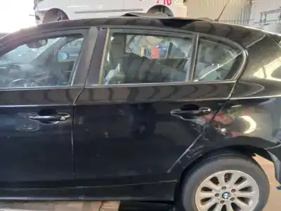 Peça sobressalente para automóvel em segunda mão porta do automóvel traseira esquerda por bmw serie 1 berlina (e81/e87) 118d referências oem iam 