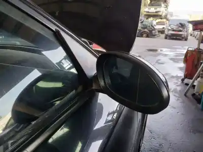 Peça sobressalente para automóvel em segunda mão espelho retrovisor direito por bmw serie 1 berlina (e81/e87) 118d referências oem iam   