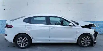 Peça sobressalente para automóvel em segunda mão elevador de vidros traseiro direito por hyundai i30 (pd) essence referências oem iam 