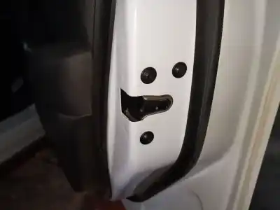 Piesă de schimb auto la mâna a doua încuietoare ușa din dreapta fațã pentru opel astra j lim. excellence referințe oem iam 