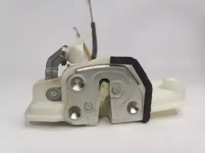 Second-hand car spare part left front door lock for mazda 3 lim. () black tech edition oem iam references 8f20b0567  