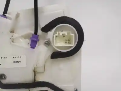 Second-hand car spare part rear right door lock for mazda 3 lim. () black tech edition oem iam references 8f21a0251  