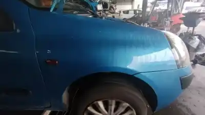 İkinci el araba yedek parçası ön Sag çamurluk için RENAULT CLIO II FASE II (B/CB0) Authentique OEM IAM referansları   