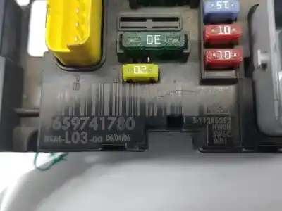 Second-hand car spare part fuse box unit for citroen c2 audace oem iam references 9659741780  9659741780