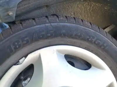 Peça sobressalente para automóvel em segunda mão Pneu por FORD FOCUS BERLINA (CAK) Ambiente Referências OEM IAM 1856514  