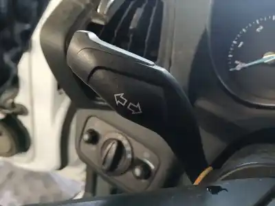 Peça sobressalente para automóvel em segunda mão  por FORD C-MAX  Referências OEM IAM   