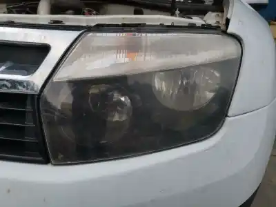 Pièce détachée automobile d'occasion feu gauche pour dacia duster laureate 4x2 références oem iam 