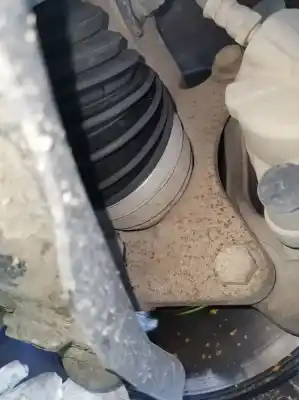 Second-hand car spare part front left knuckle for dacia duster laureate 4x2 oem iam references   