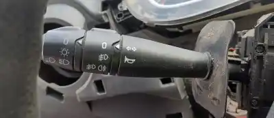 Pièce détachée automobile d'occasion commutateur d'éclairage pour dacia duster laureate 4x2 références oem iam 8200792587