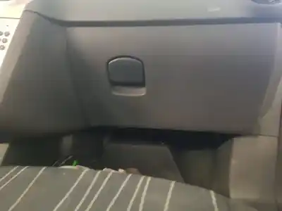 Second-hand car spare part glove compartment for opel corsa d ´´111 years´´ oem iam references 