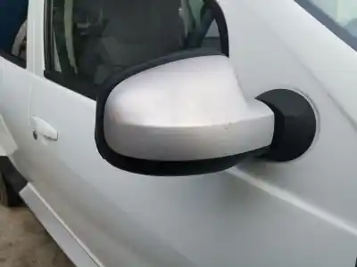 İkinci el araba yedek parçası sag arka görünüm için dacia duster laureate 4x2 oem iam referansları 