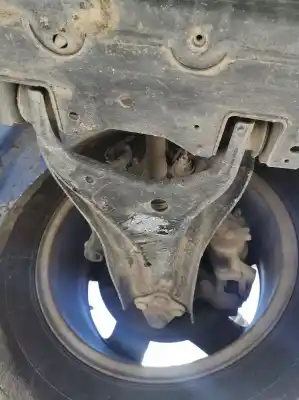 İkinci el araba yedek parçası ön sol alt süspansiyon kolu için dacia duster laureate 4x2 oem iam referansları 