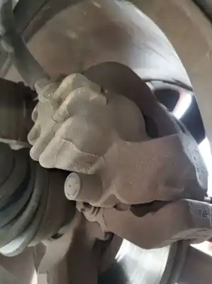 Peça sobressalente para automóvel em segunda mão pinça de travão dianteira esquerda por peugeot 5008 confort referências oem iam 