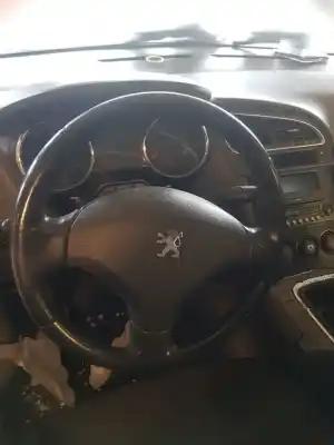 Tweedehands auto-onderdeel STUUR voor PEUGEOT 5008 Confort OEM IAM-referenties   