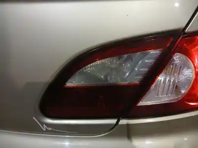 Tweedehands auto-onderdeel achterlampje rechts binnen voor chrysler sebring berlina 2.0 crd limited oem iam-referenties 