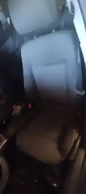 Tweedehands auto-onderdeel LINKER VOORSTOEL voor OPEL ASTRA H BERLINA 1.3 Edition OEM IAM-referenties   