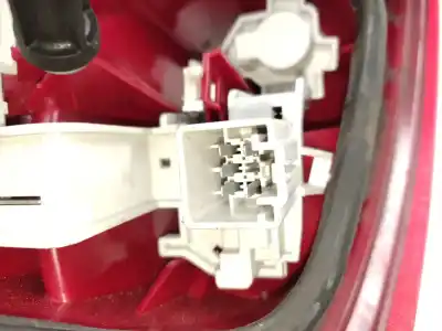 Автозапчасти б/у правый задний фонарь за ford fiesta vi (cb1, ccn) 1.25 ссылки oem iam 8a6113404ae  1709552