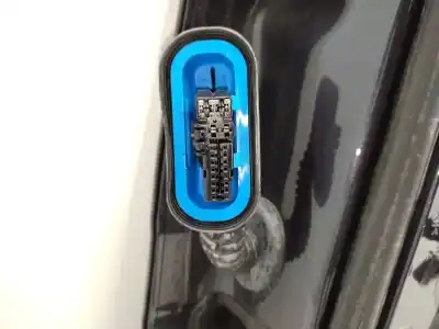 Автозапчастина б/у двері задні праві для audi a8 (4e2) 4.2 quattro посилання на oem iam 4e0833052c  