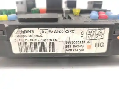Pezzo di ricambio per auto di seconda mano scatola relè/fusibili per peugeot 206 berlina 1.4 hdi riferimenti oem iam 9652474780  s118085220