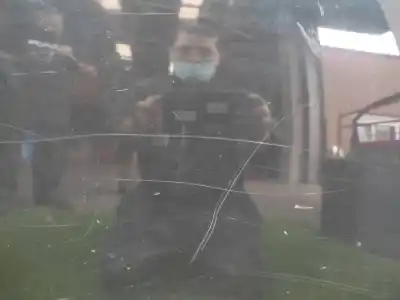 Second-hand car spare part rear left door for nissan note (e11e) acenta oem iam references h21019u0m0  