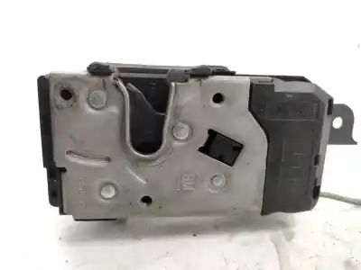 Second-hand car spare part front right door lock for opel zafira b cosmo oem iam references 13210749