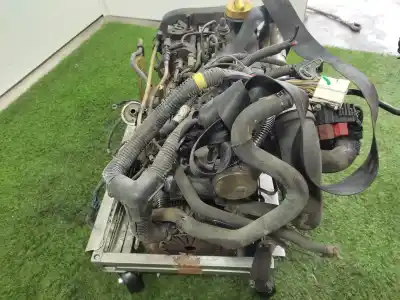 Pièce détachée automobile d'occasion moteur complet pour renault clio ii fase ii (b/cb0) 1.5 dci diesel 65 cv / 48 kw références oem iam k9k700  k9k700