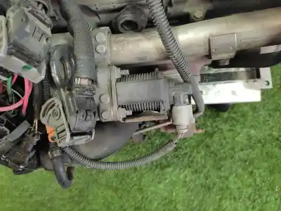 Pièce détachée automobile d'occasion moteur complet pour renault clio ii fase ii (b/cb0) 1.5 dci diesel 65 cv / 48 kw références oem iam k9k700  k9k700