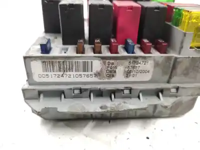 Second-hand car spare part fuse box unit for lancia ypsilon (101) 1.3 16v multijet argento oem iam references 51724721  57657