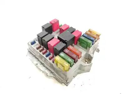 Recambio de automóvil de segunda mano de CAJA RELES / FUSIBLES para LANCIA YPSILON (101)  referencias OEM IAM 51724721  57657