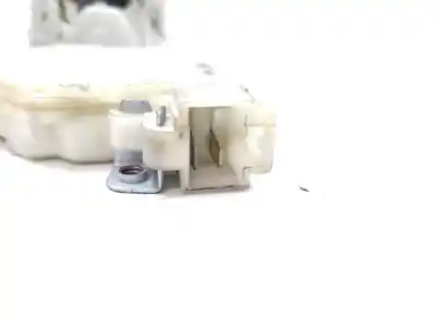 İkinci el araba yedek parçası bagaj / kapi kilidi için nissan terrano/terrano.ii (r20) 2.7 turbodiesel oem iam referansları 8055301u61  89a520
