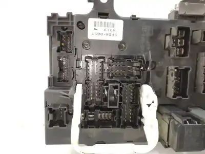 Second-hand car spare part fuse box unit for nissan terrano/terrano.ii (r20) 2.7 turbodiesel oem iam references 285510x804  5wk48530, 5f0800574919