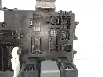 Second-hand car spare part fuse box unit for nissan terrano/terrano.ii (r20) 2.7 turbodiesel oem iam references 285510x804  5wk48530, 5f0800574919