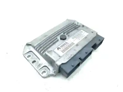 Piesă de schimb auto la mâna a doua Unitate De Control Motor Ecu pentru RENAULT SCENIC II Confort Authentique Referințe OEM IAM 8200509516  S3000, 8200509552, 215854212A, 6005604851