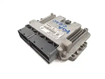 Pezzo di ricambio per auto di seconda mano centralina motore per kia cee´d 1.6 crdi cat riferimenti oem iam 391032a710  0281013569