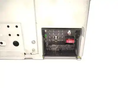 İkinci el araba yedek parçası ses sistemi / radyo cd için volkswagen golf vi (5k1) rabbit bluemotion oem iam referansları 1k0035186an  