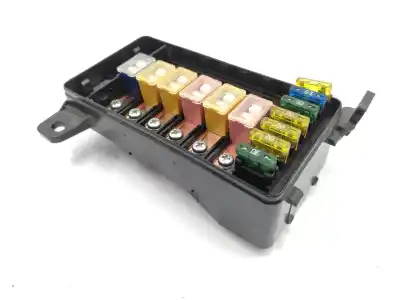 Second-hand car spare part fuse box unit for land rover defender (l316) 2.5 tdci oem iam references yqe000180  