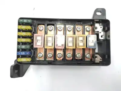 Second-hand car spare part fuse box unit for land rover defender (l316) 2.5 tdci oem iam references yqe000180  