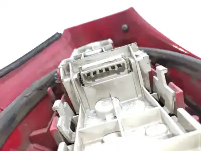 Pezzo di ricambio per auto di seconda mano luci posteriori destra per audi a3 (8l) 1.6 ambiente riferimenti oem iam 8l0945096  