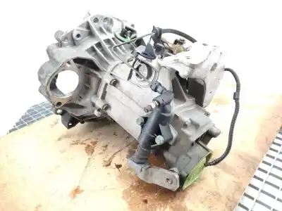 Second-hand car spare part gearbox for volkswagen golf iv berlina (1j1) 1.6 16v oem iam references duu  02k300049nx