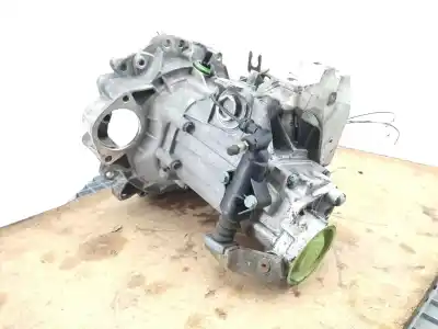 Second-hand car spare part gearbox for volkswagen golf iv berlina (1j1) 1.6 16v oem iam references duu  02k300049nx