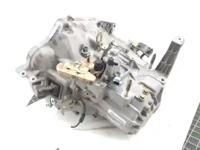 Second-hand car spare part gearbox for honda stream (rn1/3) 2.0i es sport oem iam references v2m3  